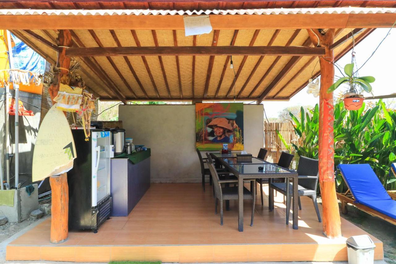 Uma Hostel Lembongan Exterior photo